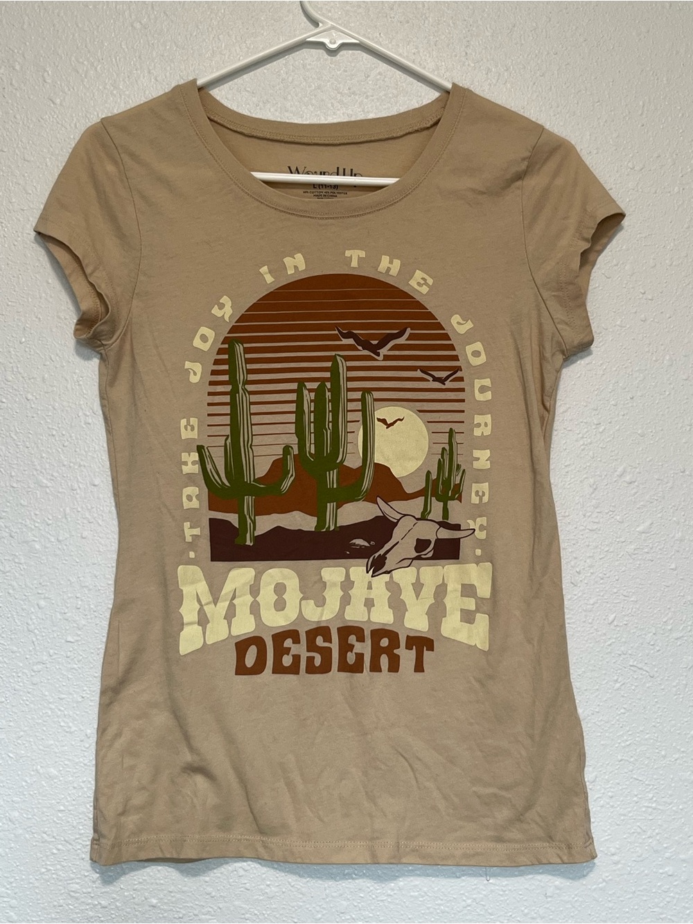 Mojave Desert Graphic Tee - Tan Size L (11-13)